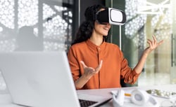 ar-women-discussion
