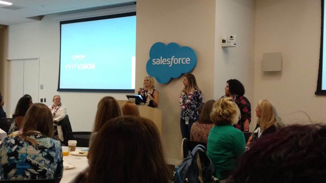 ljpebbles-twitter-salesforce-dreamforce-women-leader.jpg-large.jpeg